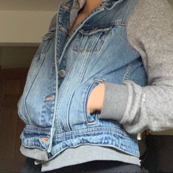 Jean jacket - Picture 6 of 8